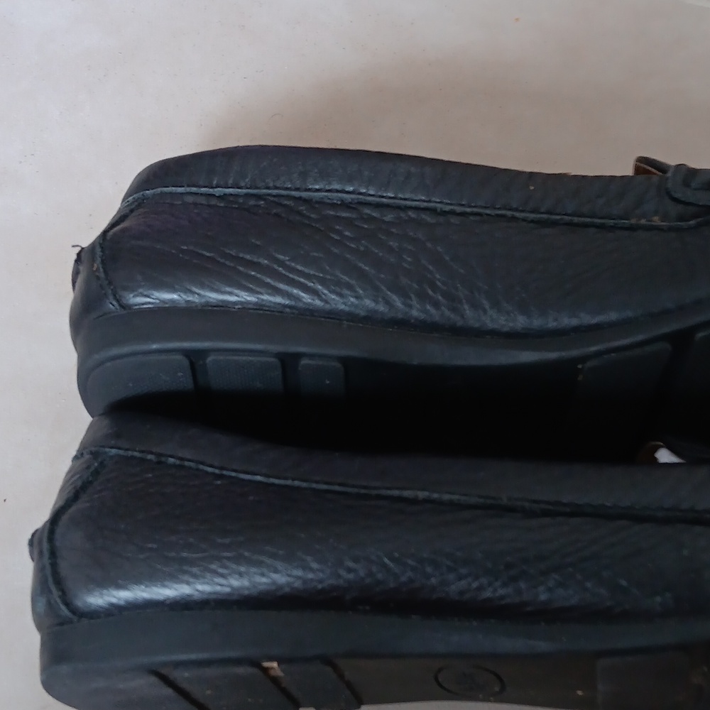 Coach Black Moc With Gold Buckle Size 7.5M - Picture 6 of 6